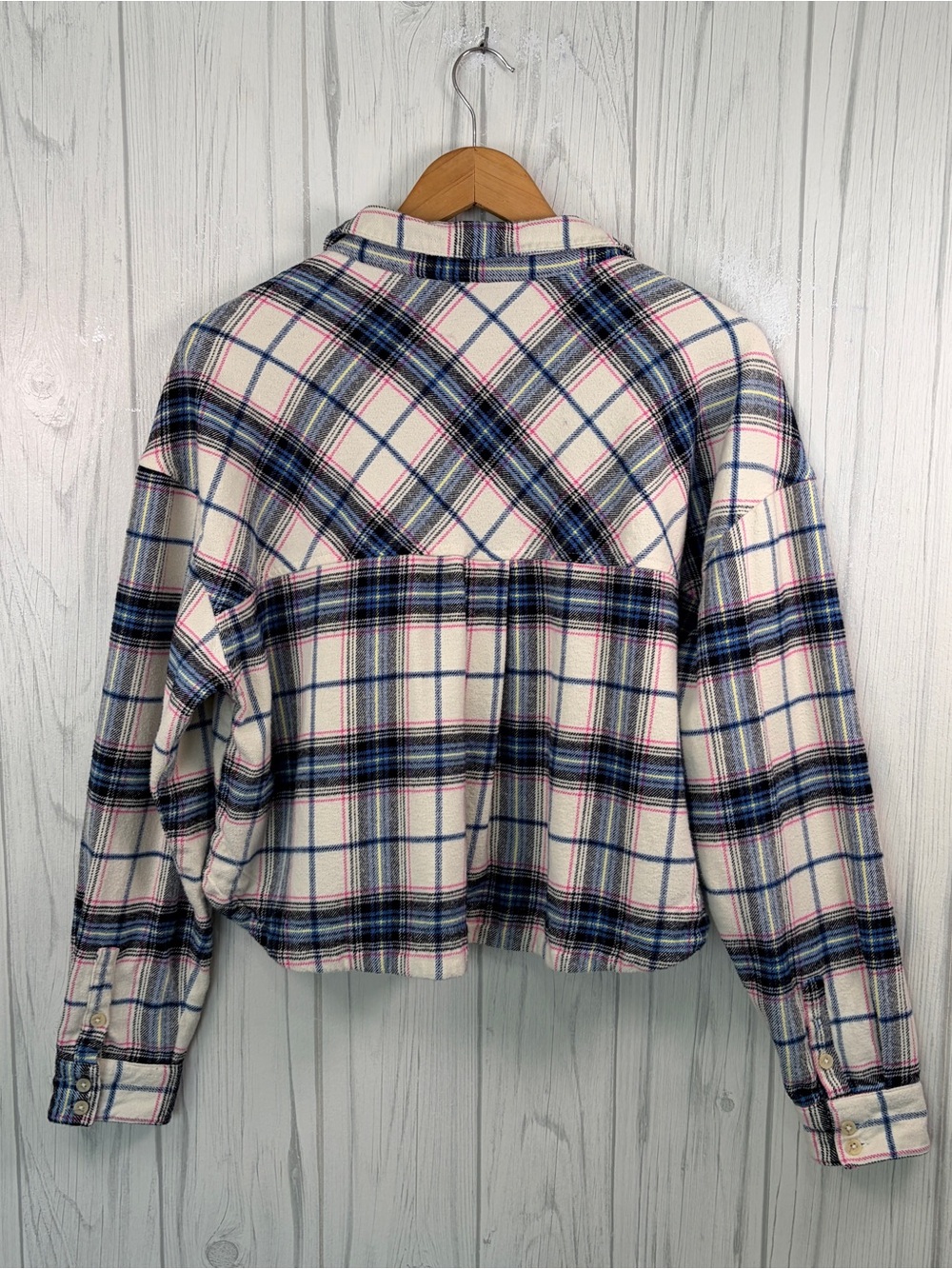 ALTAR’D STATE Cropped Plaid Flannel Button-Up, Large - Picture 6 of 14
